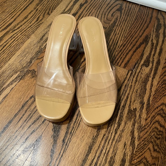 LARROUDE 
Jenn Lucite Vinyl Mules - Clear Tan - Picture 11 of 12
